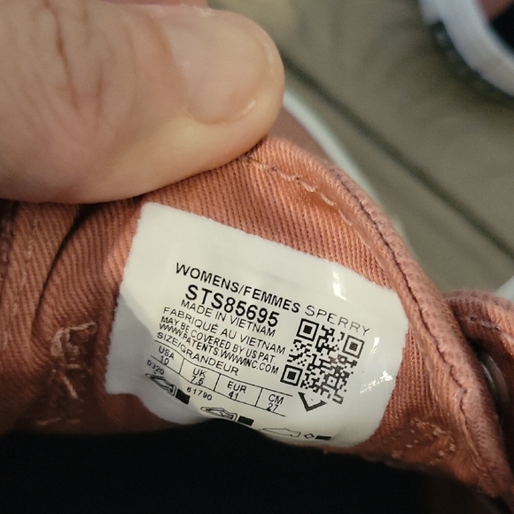 Sperry Rose Pink Low-Top Canvas Sneakers with White Sole - Picture 4 of 4